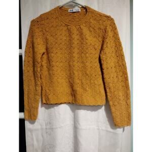 Zara Medium Cropped Sweater Open Knit Boho Chic Casual Mustard Yellow